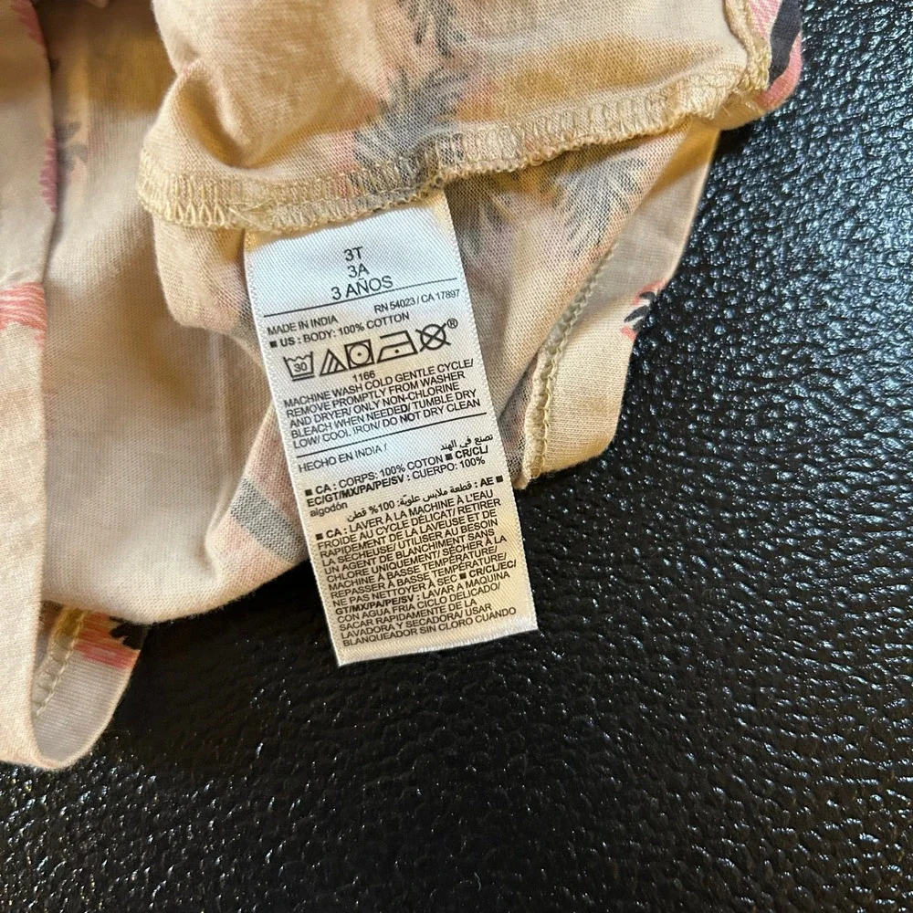Old Navy Palm Tree T-Shirt Graphic Tee‎ Casual Top Beige Toddler size 3T